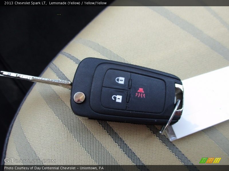 Lemonade (Yellow) / Yellow/Yellow 2013 Chevrolet Spark LT