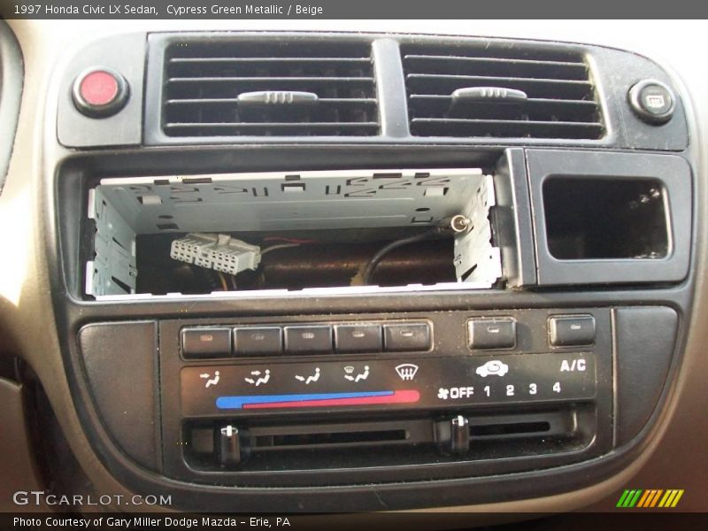 Cypress Green Metallic / Beige 1997 Honda Civic LX Sedan