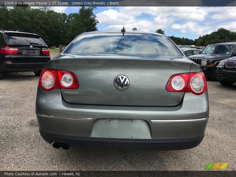 United Grey Metallic / Black 2006 Volkswagen Passat 2.0T Sedan