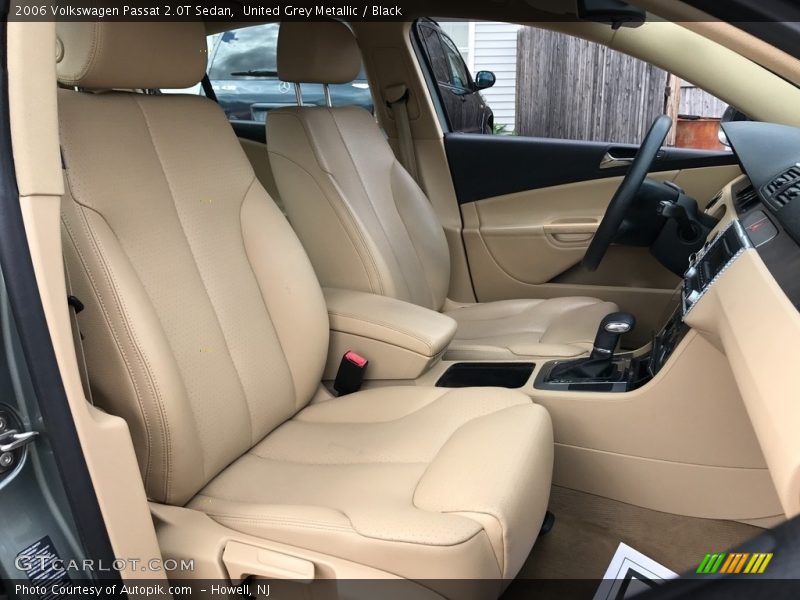 United Grey Metallic / Black 2006 Volkswagen Passat 2.0T Sedan