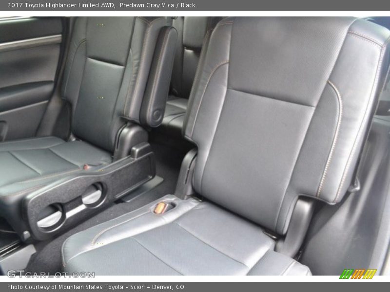 Predawn Gray Mica / Black 2017 Toyota Highlander Limited AWD