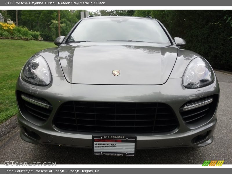 Meteor Grey Metallic / Black 2013 Porsche Cayenne Turbo