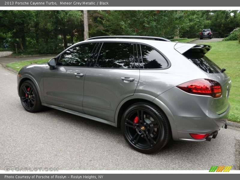 Meteor Grey Metallic / Black 2013 Porsche Cayenne Turbo