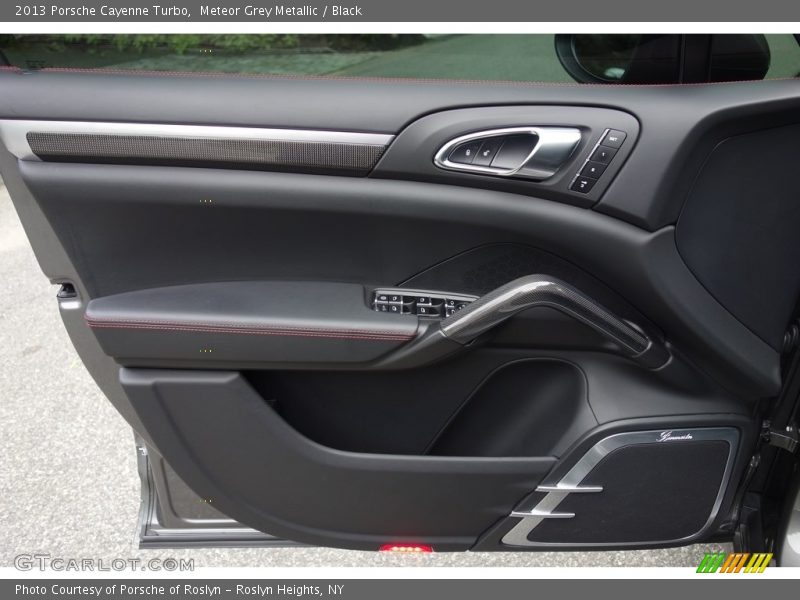 Meteor Grey Metallic / Black 2013 Porsche Cayenne Turbo