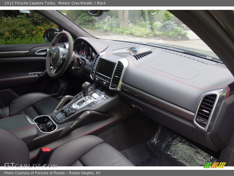 Meteor Grey Metallic / Black 2013 Porsche Cayenne Turbo