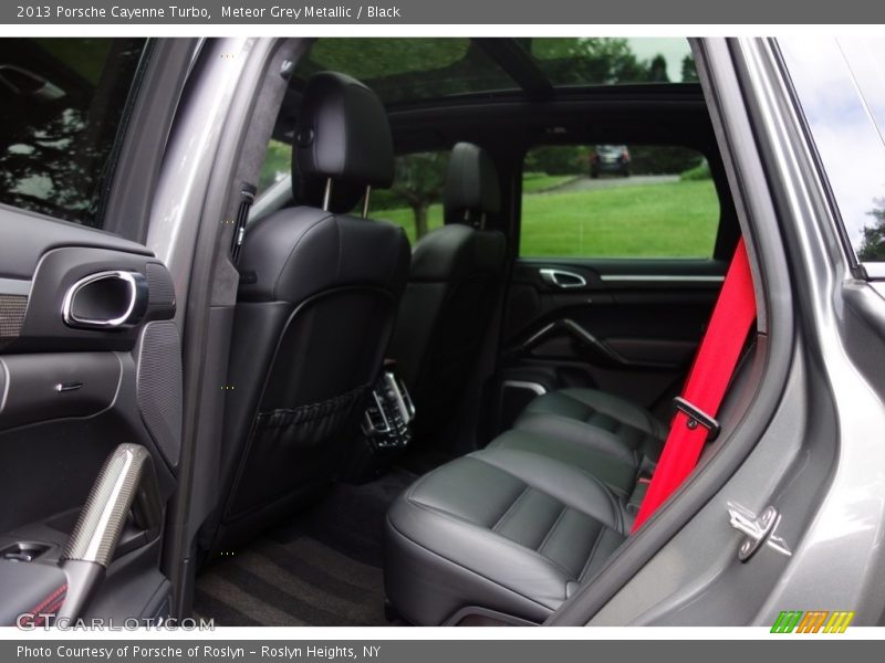Meteor Grey Metallic / Black 2013 Porsche Cayenne Turbo