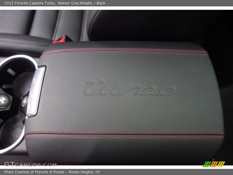 Meteor Grey Metallic / Black 2013 Porsche Cayenne Turbo