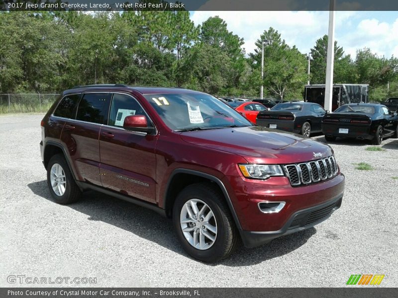 Velvet Red Pearl / Black 2017 Jeep Grand Cherokee Laredo
