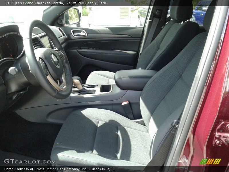 Velvet Red Pearl / Black 2017 Jeep Grand Cherokee Laredo