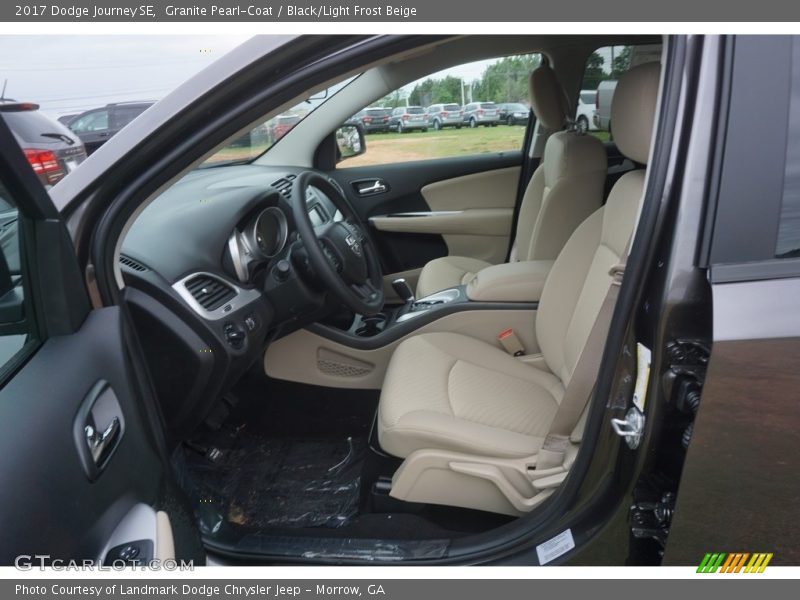 Granite Pearl-Coat / Black/Light Frost Beige 2017 Dodge Journey SE