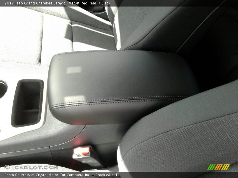 Velvet Red Pearl / Black 2017 Jeep Grand Cherokee Laredo