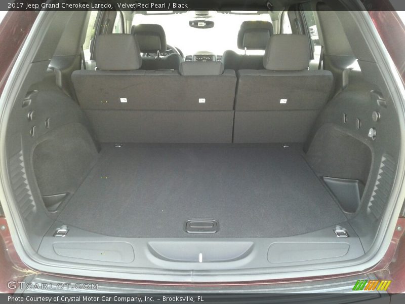 Velvet Red Pearl / Black 2017 Jeep Grand Cherokee Laredo