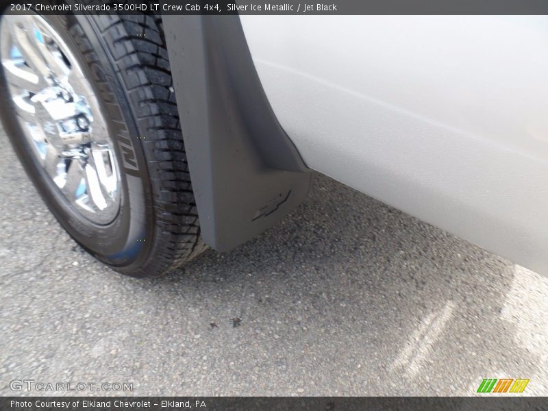 Silver Ice Metallic / Jet Black 2017 Chevrolet Silverado 3500HD LT Crew Cab 4x4