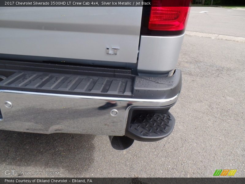 Silver Ice Metallic / Jet Black 2017 Chevrolet Silverado 3500HD LT Crew Cab 4x4
