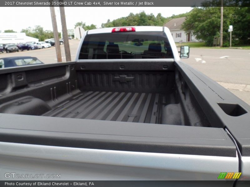 Silver Ice Metallic / Jet Black 2017 Chevrolet Silverado 3500HD LT Crew Cab 4x4
