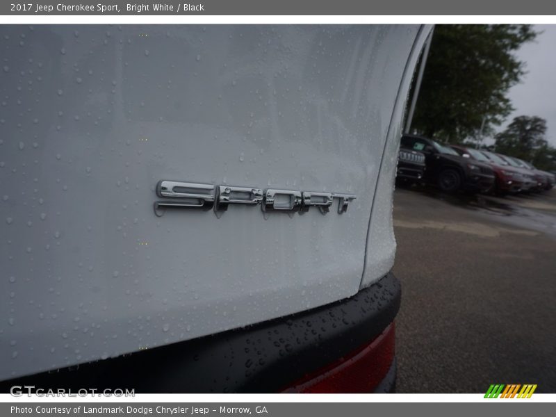 Bright White / Black 2017 Jeep Cherokee Sport
