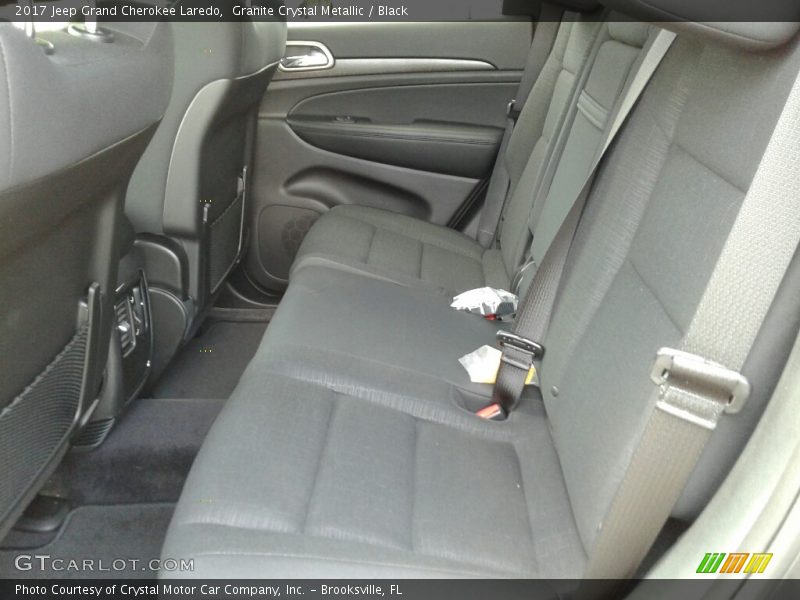 Granite Crystal Metallic / Black 2017 Jeep Grand Cherokee Laredo