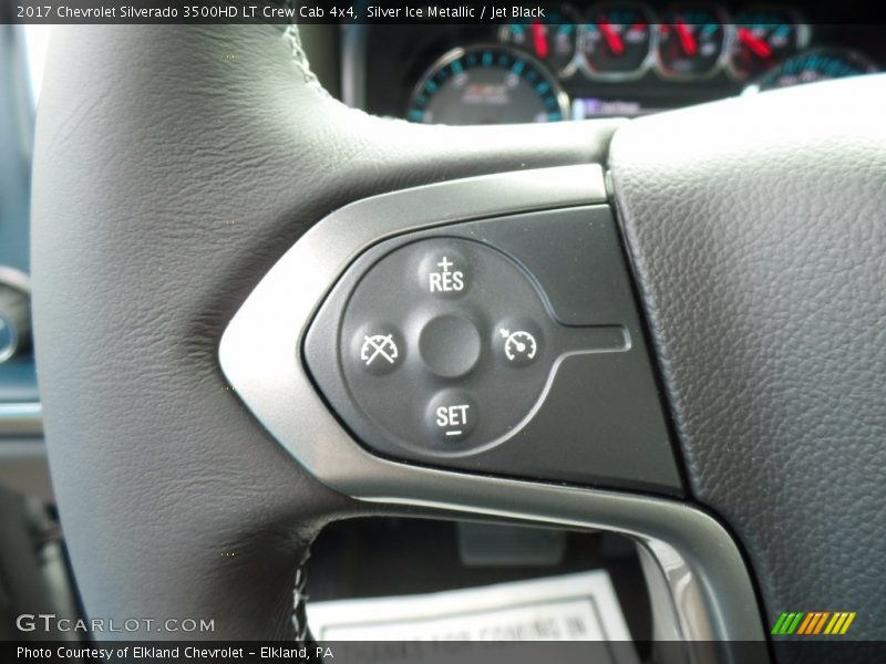 Controls of 2017 Silverado 3500HD LT Crew Cab 4x4