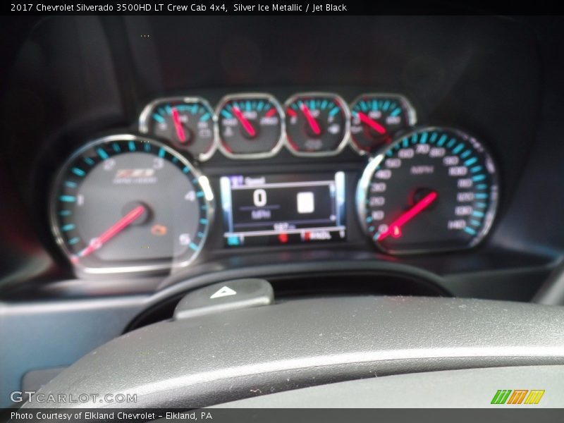 Silver Ice Metallic / Jet Black 2017 Chevrolet Silverado 3500HD LT Crew Cab 4x4