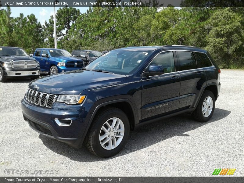 True Blue Pearl / Black/Light Frost Beige 2017 Jeep Grand Cherokee Laredo