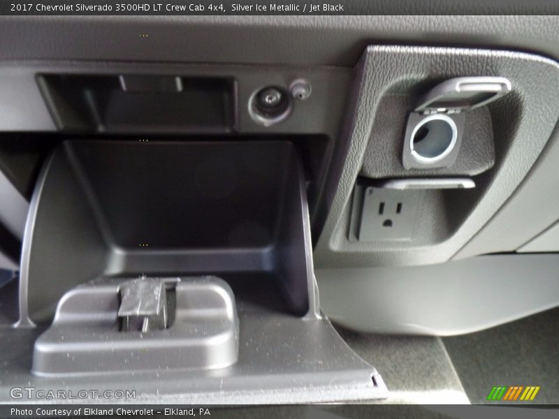 Silver Ice Metallic / Jet Black 2017 Chevrolet Silverado 3500HD LT Crew Cab 4x4