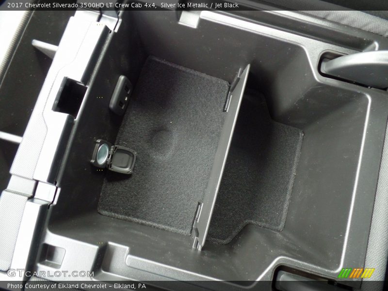 Silver Ice Metallic / Jet Black 2017 Chevrolet Silverado 3500HD LT Crew Cab 4x4