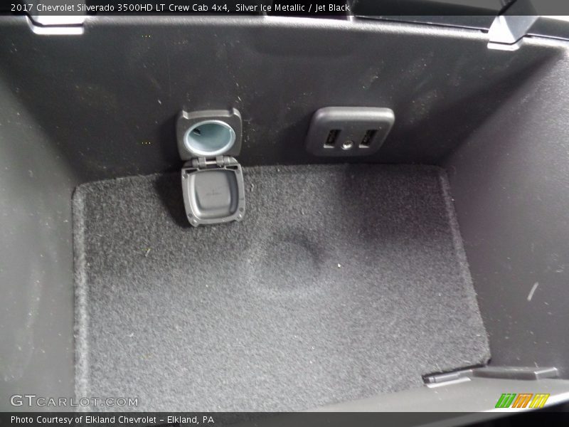 Silver Ice Metallic / Jet Black 2017 Chevrolet Silverado 3500HD LT Crew Cab 4x4