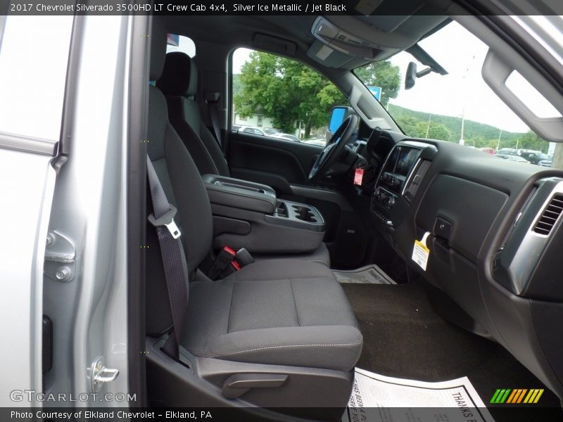 Silver Ice Metallic / Jet Black 2017 Chevrolet Silverado 3500HD LT Crew Cab 4x4