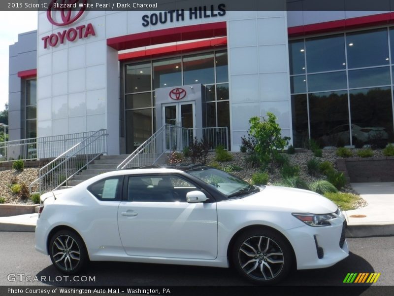 Blizzard White Pearl / Dark Charcoal 2015 Scion tC