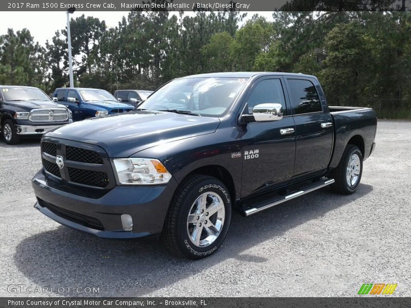 Maximum Steel Metallic / Black/Diesel Gray 2017 Ram 1500 Express Crew Cab