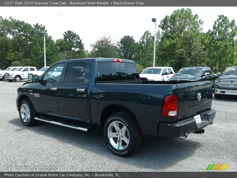 Maximum Steel Metallic / Black/Diesel Gray 2017 Ram 1500 Express Crew Cab