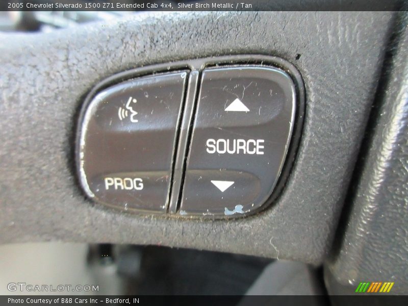 Silver Birch Metallic / Tan 2005 Chevrolet Silverado 1500 Z71 Extended Cab 4x4