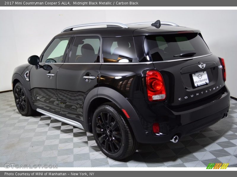 Midnight Black Metallic / Carbon Black 2017 Mini Countryman Cooper S ALL4