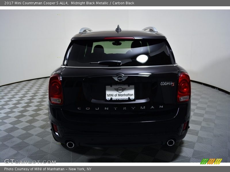 Midnight Black Metallic / Carbon Black 2017 Mini Countryman Cooper S ALL4