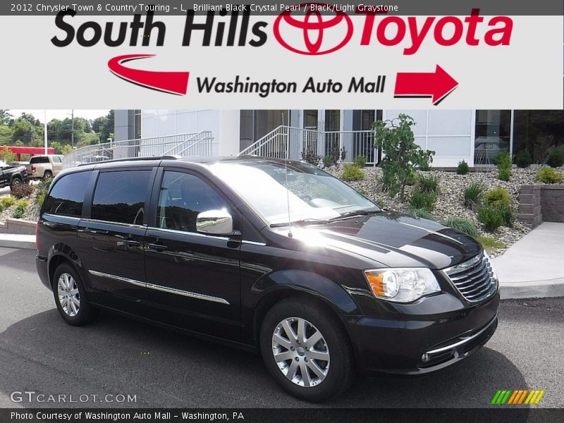 Brilliant Black Crystal Pearl / Black/Light Graystone 2012 Chrysler Town & Country Touring - L