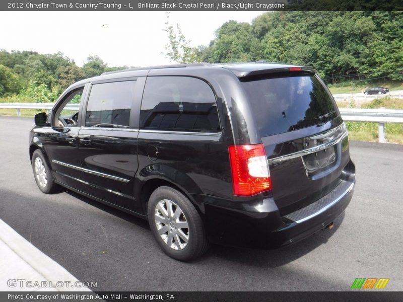 Brilliant Black Crystal Pearl / Black/Light Graystone 2012 Chrysler Town & Country Touring - L