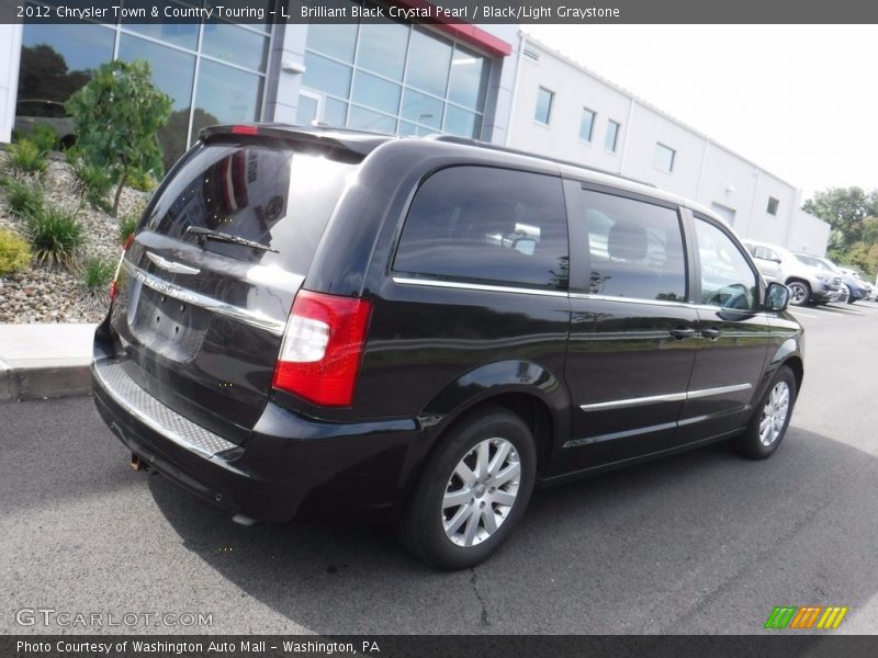 Brilliant Black Crystal Pearl / Black/Light Graystone 2012 Chrysler Town & Country Touring - L