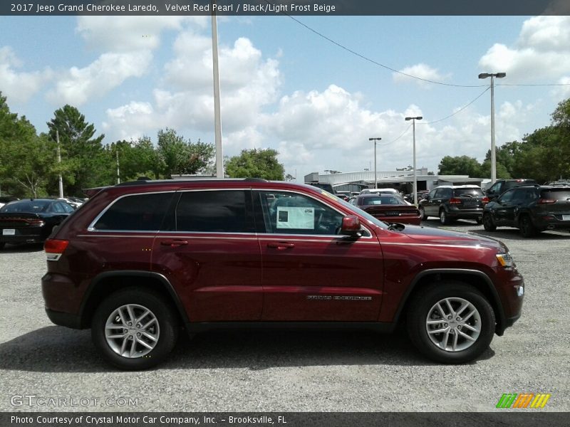 Velvet Red Pearl / Black/Light Frost Beige 2017 Jeep Grand Cherokee Laredo