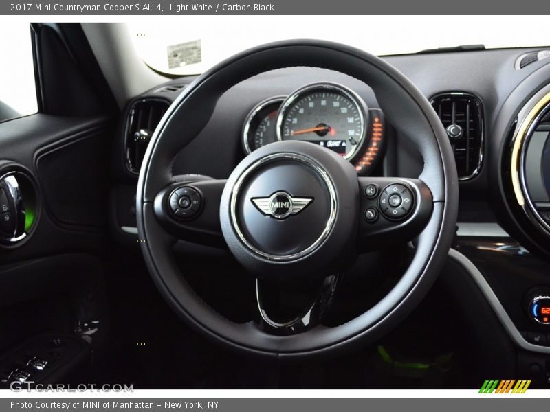 Light White / Carbon Black 2017 Mini Countryman Cooper S ALL4
