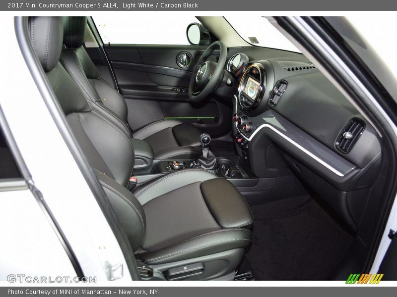 Light White / Carbon Black 2017 Mini Countryman Cooper S ALL4