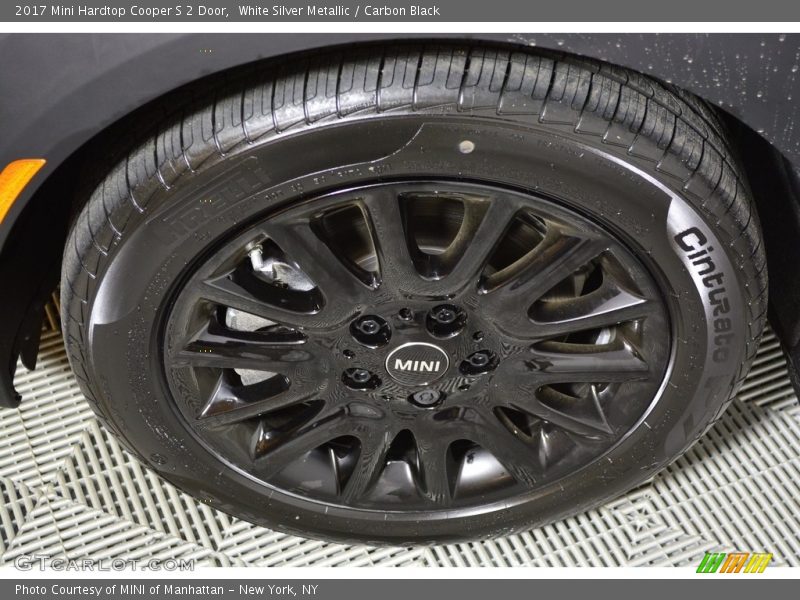 White Silver Metallic / Carbon Black 2017 Mini Hardtop Cooper S 2 Door