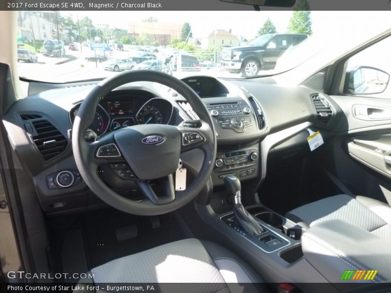 Magnetic / Charcoal Black 2017 Ford Escape SE 4WD