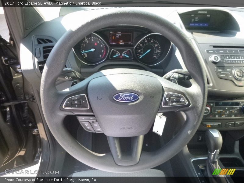 Magnetic / Charcoal Black 2017 Ford Escape SE 4WD