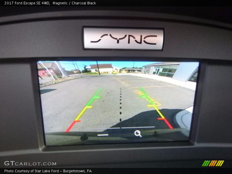 Magnetic / Charcoal Black 2017 Ford Escape SE 4WD