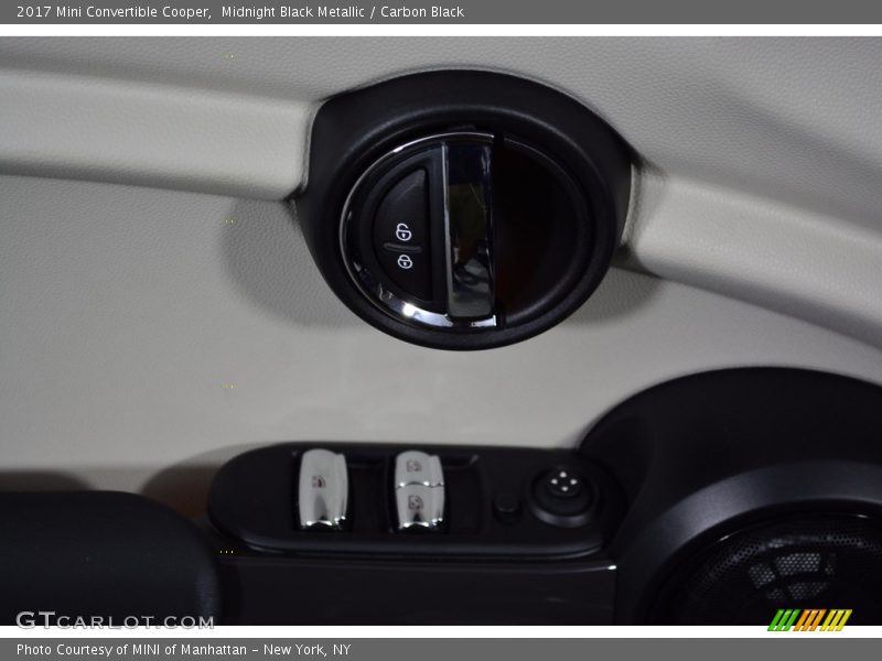 Midnight Black Metallic / Carbon Black 2017 Mini Convertible Cooper