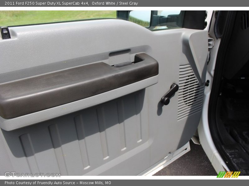 Oxford White / Steel Gray 2011 Ford F250 Super Duty XL SuperCab 4x4