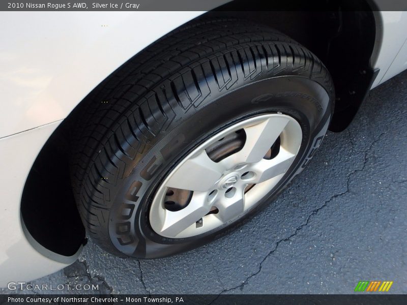 Silver Ice / Gray 2010 Nissan Rogue S AWD