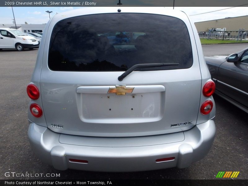 Silver Ice Metallic / Ebony 2009 Chevrolet HHR LS