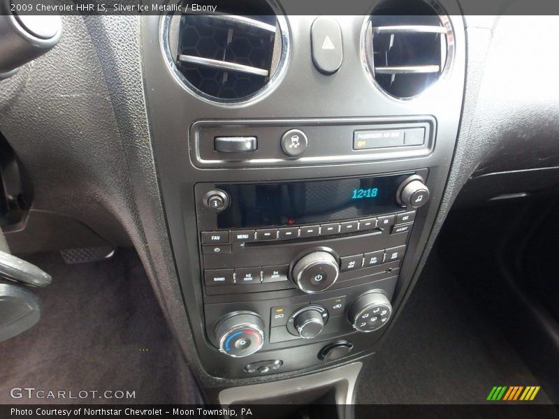 Silver Ice Metallic / Ebony 2009 Chevrolet HHR LS