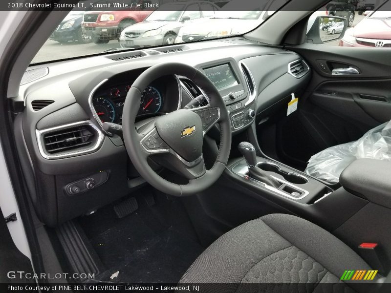 Summit White / Jet Black 2018 Chevrolet Equinox LT